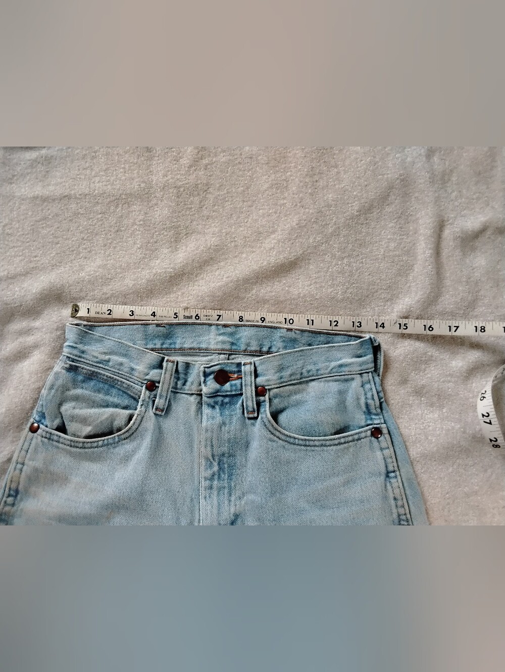 Wrangler Light Wash High-Rise Denim Jeans - Picture 3 of 7